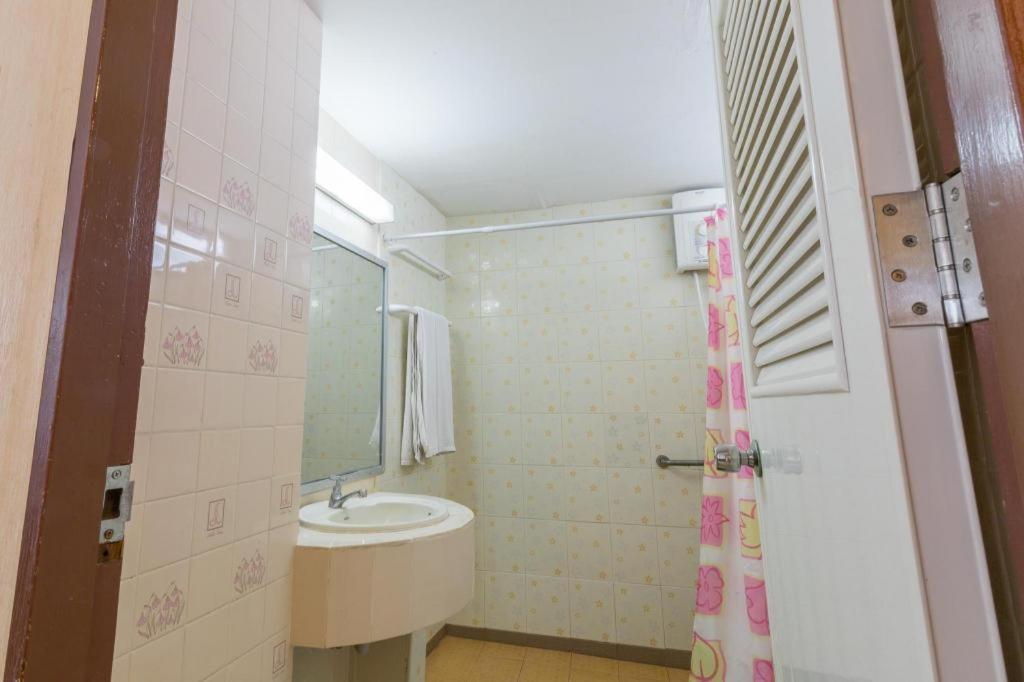 Lake Inn Hotel Szongkhla Kültér fotó